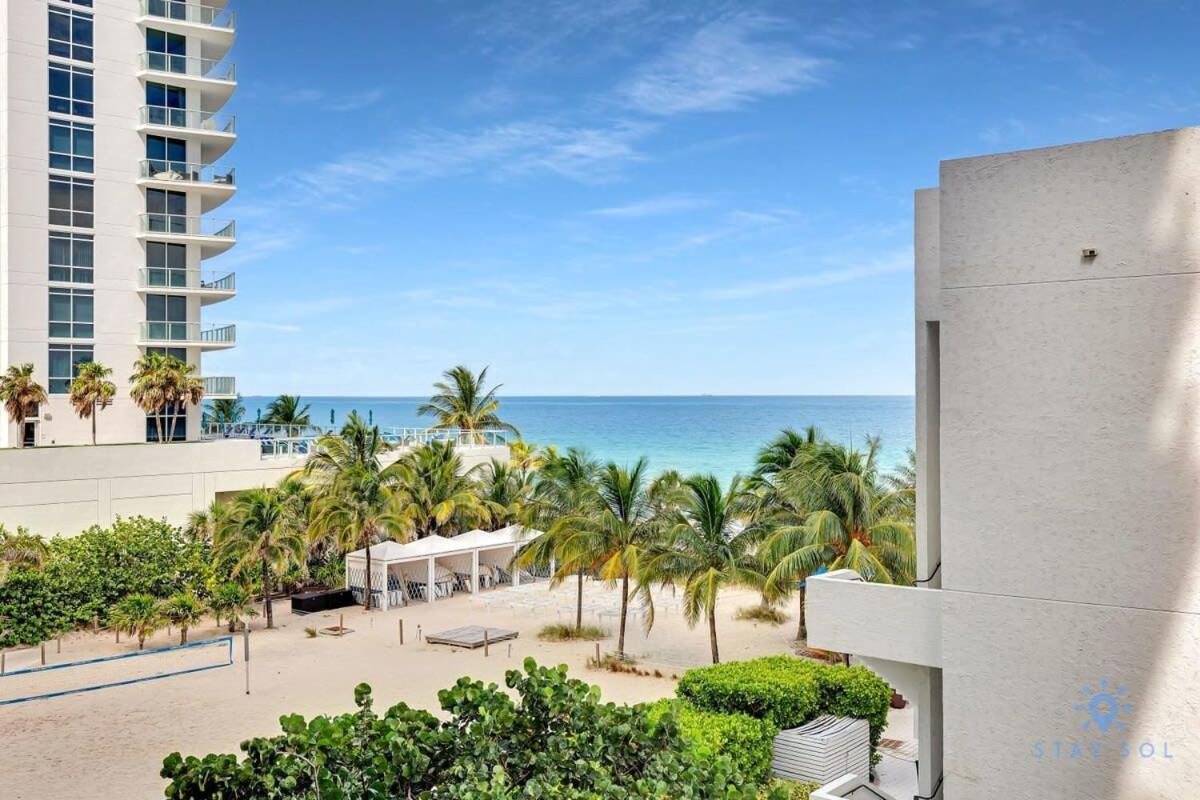 Beachfront - Amazing Pool - Oceanview Balcony Appartement
