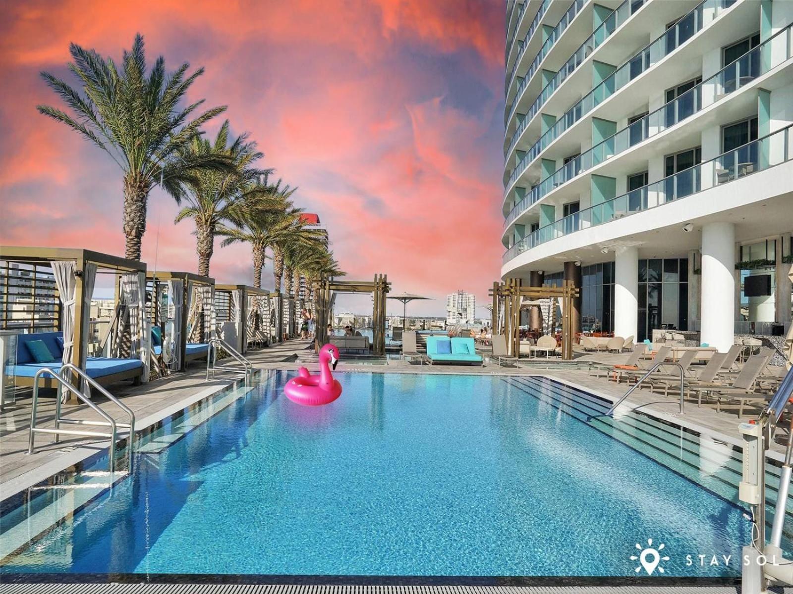 Beachfront - Amazing Pool - Oceanview Balcony *