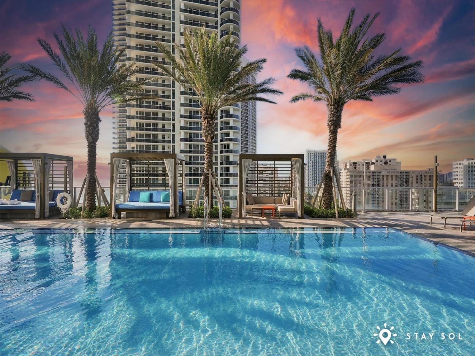 Beachfront - Amazing Pool - Oceanview Balcony * Hollywood